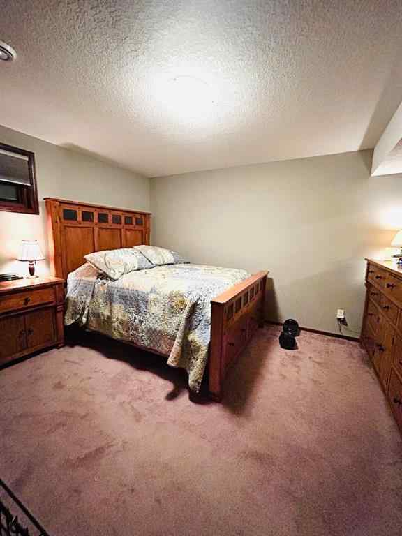 MLS® A2244855 - 402 5 Avenue E in NONE Oyen, Residential