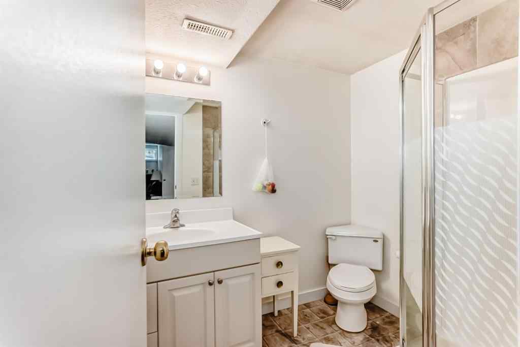 MLS® A2244857 - 156 Westcreek Pond  in West Creek Chestermere, Residential