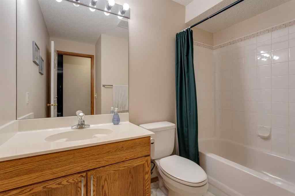 MLS® A2244867 - 52 Harvest Lake Villas NE in Harvest Hills Calgary, Residential