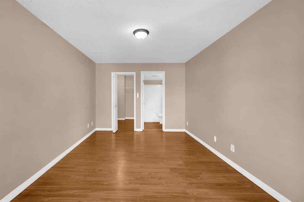 MLS® A2244870 - Unit #204 4204 Valleyview Park SE in Dover Calgary, Residential