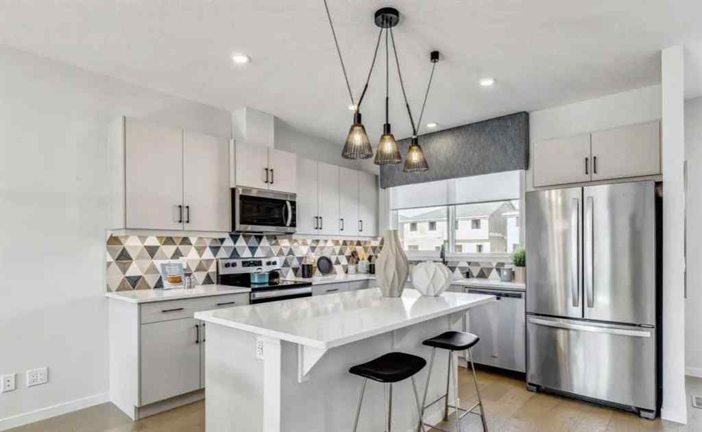 MLS® A2244872 - 127 Wolf Hollow Rise SE in Wolf Willow Calgary, Residential