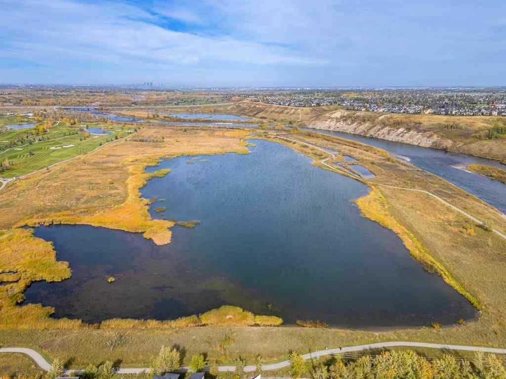 MLS® A2244872 - 127 Wolf Hollow Rise SE in Wolf Willow Calgary, Residential
