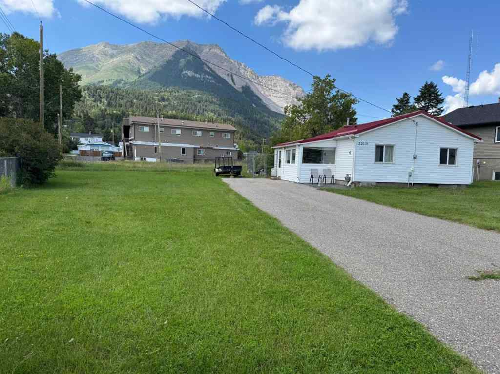 MLS® A2244877 - 22610 10 Avenue  in NONE Hillcrest, Residential