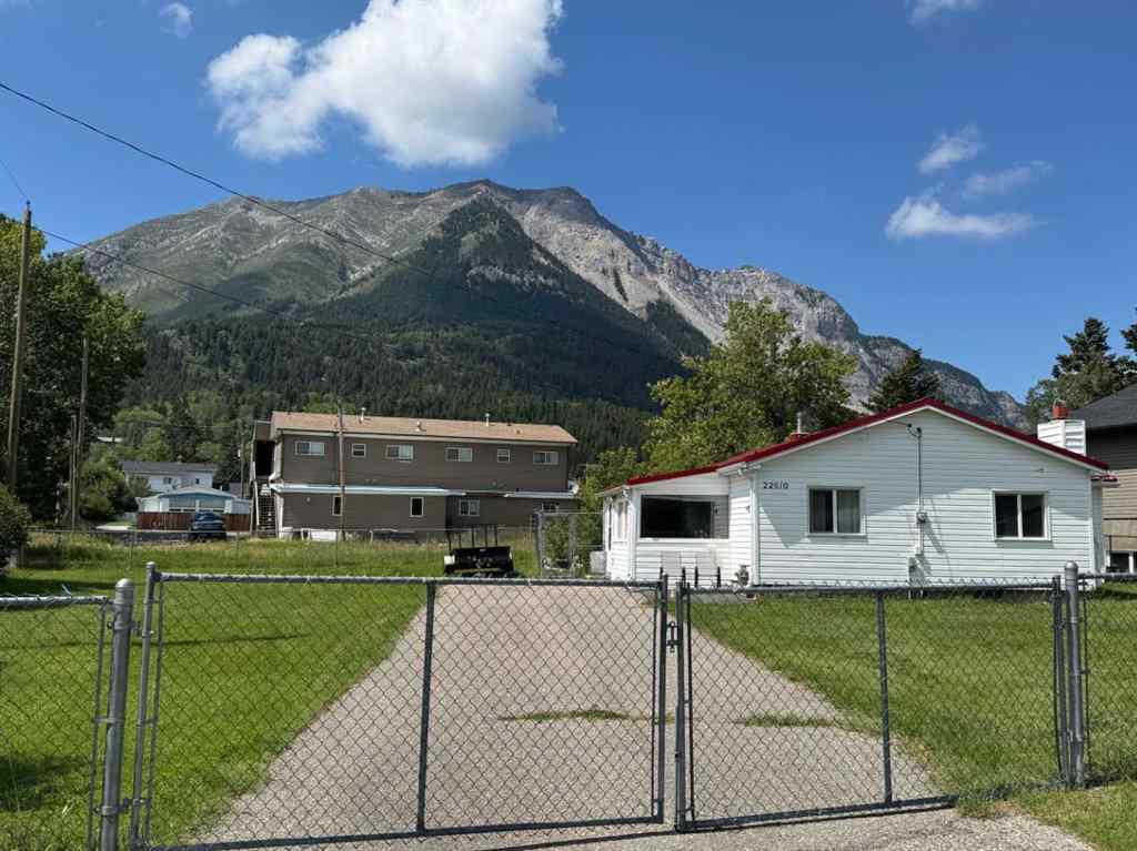 MLS® A2244877 - 22610 10 Avenue  in NONE Hillcrest, Residential