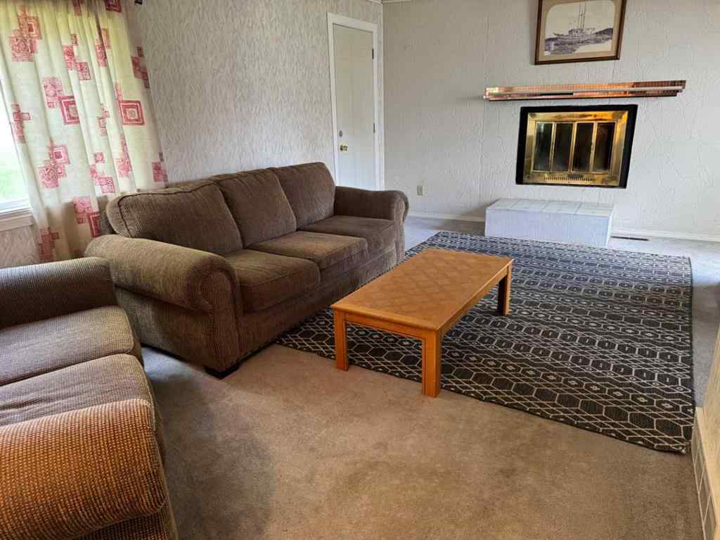 MLS® A2244877 - 22610 10 Avenue  in NONE Hillcrest, Residential