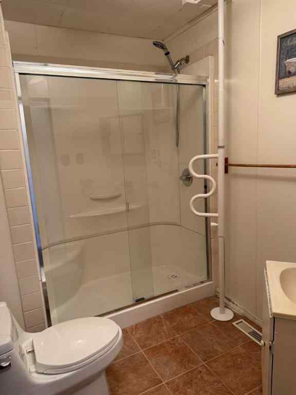 MLS® A2244877 - 22610 10 Avenue  in NONE Hillcrest, Residential