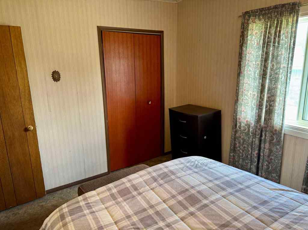 MLS® A2244877 - 22610 10 Avenue  in NONE Hillcrest, Residential