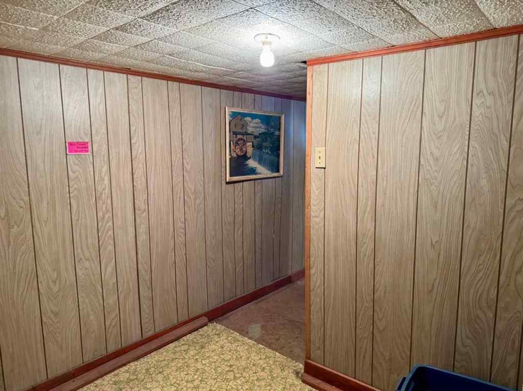 MLS® A2244877 - 22610 10 Avenue  in NONE Hillcrest, Residential