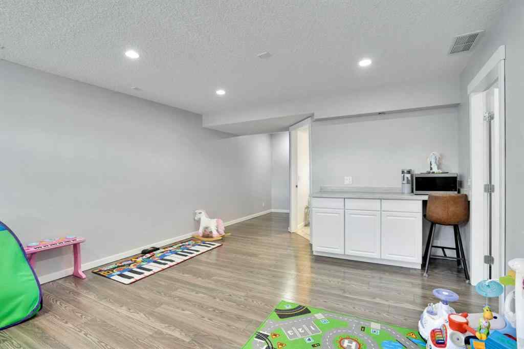 MLS® A2244879 - 100 Cranberry Circle SE in Cranston Calgary, Residential