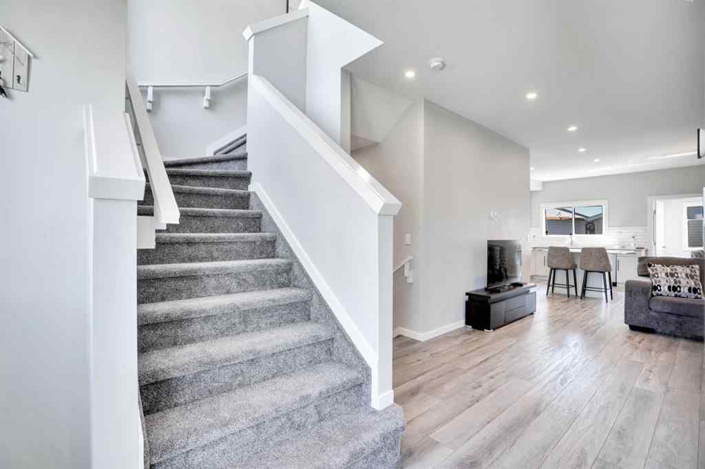 MLS® A2244887 - 47 Lake Street  in Liberty Landing Rural Red Deer County, Residential