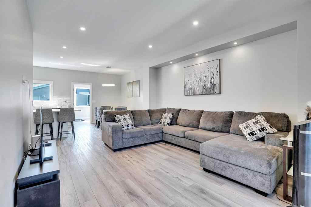 MLS® A2244887 - 47 Lake Street  in Liberty Landing Rural Red Deer County, Residential