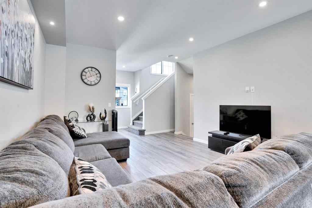 MLS® A2244887 - 47 Lake Street  in Liberty Landing Rural Red Deer County, Residential