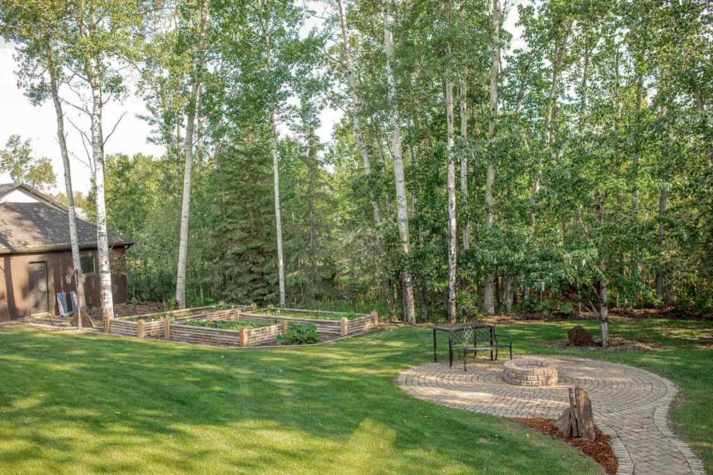 MLS® A2244888 - 13 Chinook Crescent  in NONE High Level, Residential