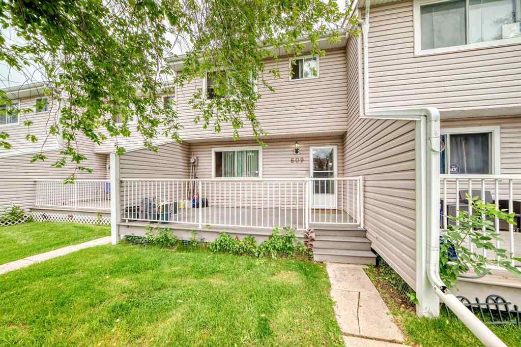 MLS® A2244890 - 609 40 Street NE in Marlborough Calgary, Residential
