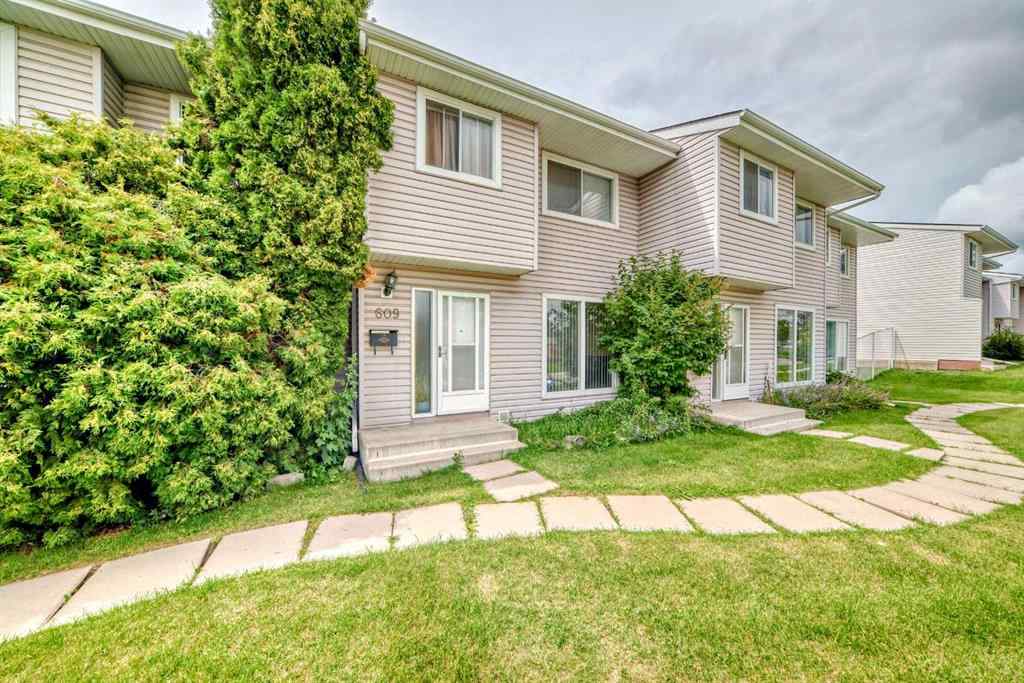 MLS® A2244890 - 609 40 Street NE in Marlborough Calgary, Residential