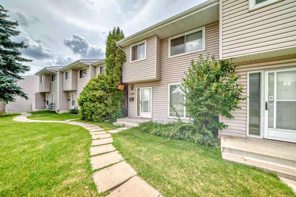 MLS® A2244890 - 609 40 Street NE in Marlborough Calgary, Residential