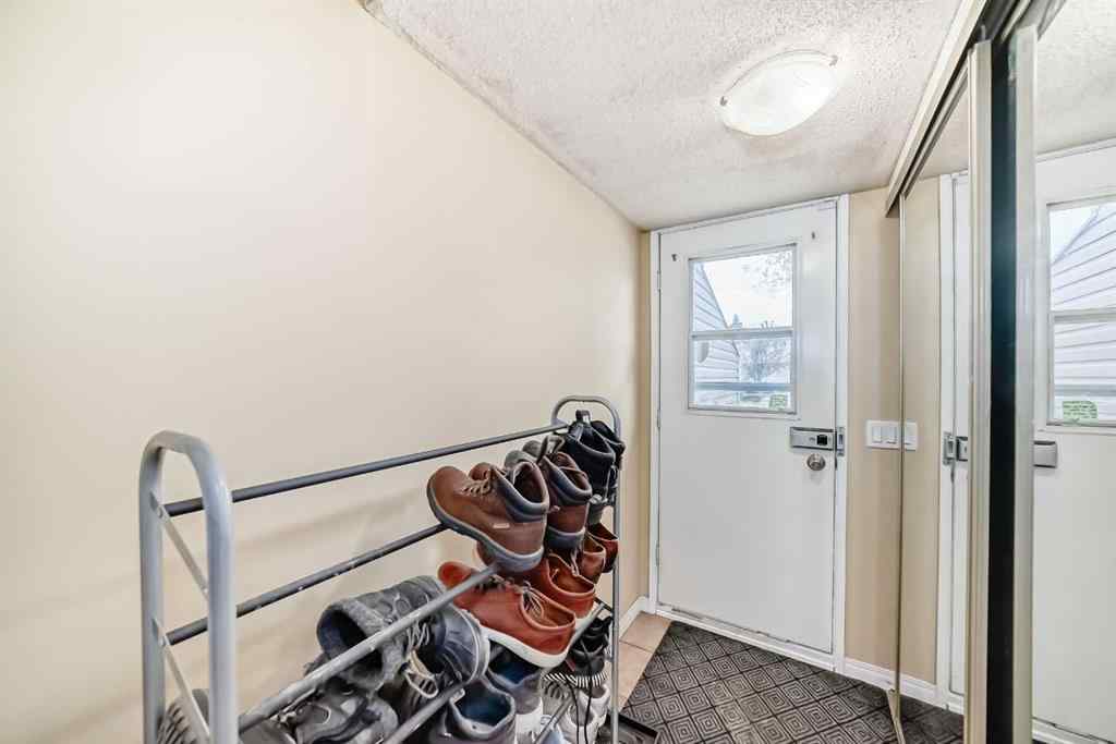 MLS® A2244890 - 609 40 Street NE in Marlborough Calgary, Residential