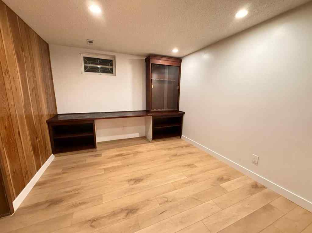 MLS® A2244896 - 5632 dalhousie Drive NW in Dalhousie Calgary, Residential