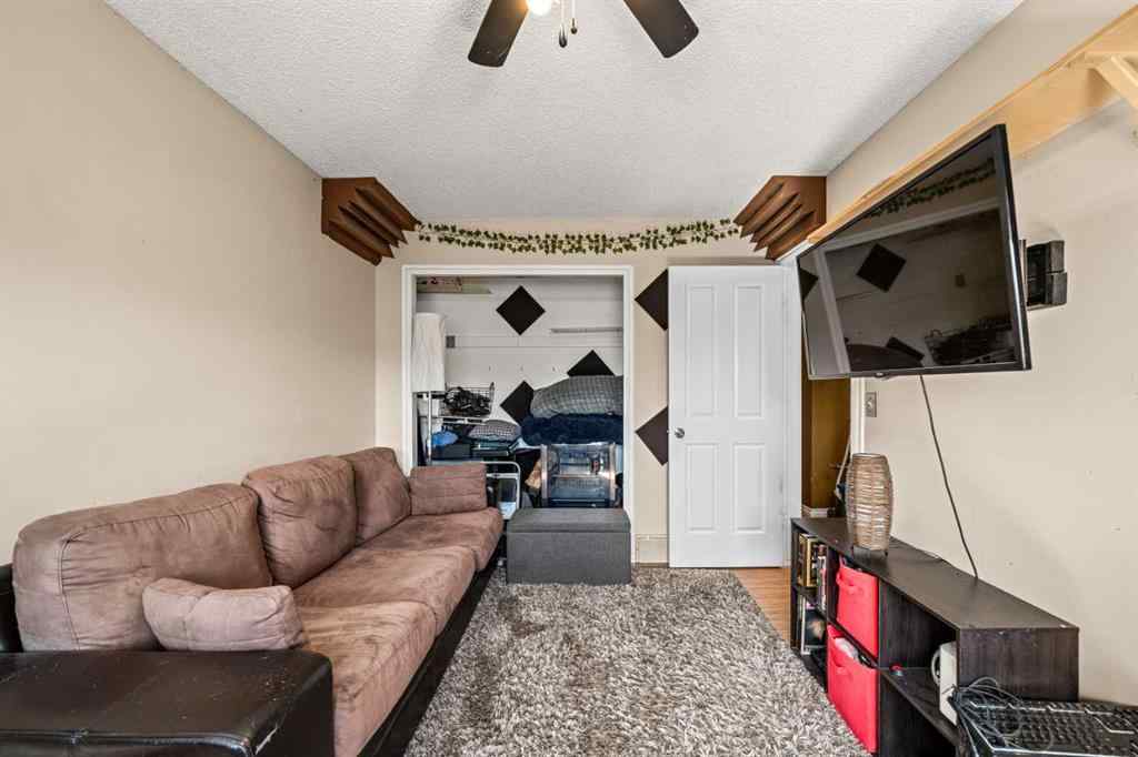 MLS® A2244910 - 150 Shawmeadows Road SW in Shawnessy Calgary, Residential