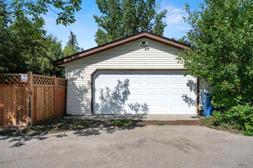 MLS® A2244910 - 150 Shawmeadows Road SW in Shawnessy Calgary, Residential