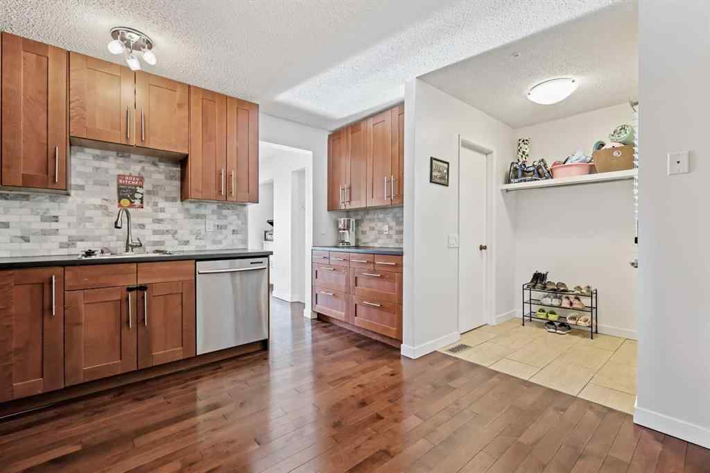 MLS® A2244911 - Unit #67 5625 Silverdale Drive NW in Silver Springs Calgary, Residential