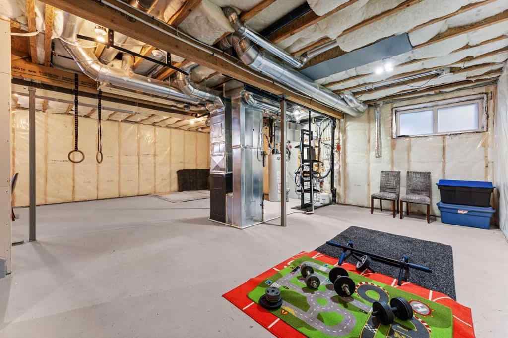 MLS® A2244918 - 804 Shawnee Terrace SW in Shawnee Slopes Calgary, Residential