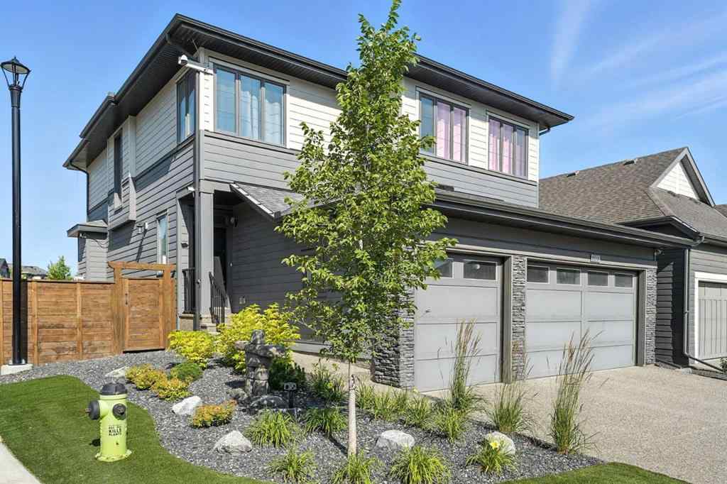 MLS® A2244918 - 804 Shawnee Terrace SW in Shawnee Slopes Calgary, Residential