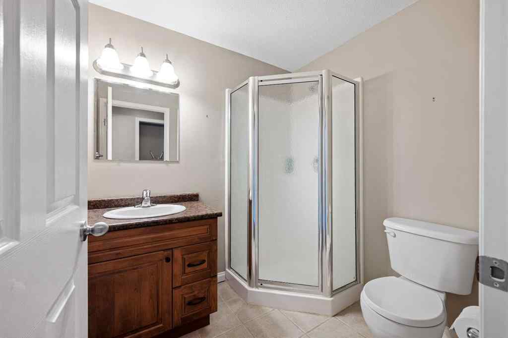 MLS® A2244923 - 3304 66 Avenue  in Parkview Estates Lloydminster, Residential