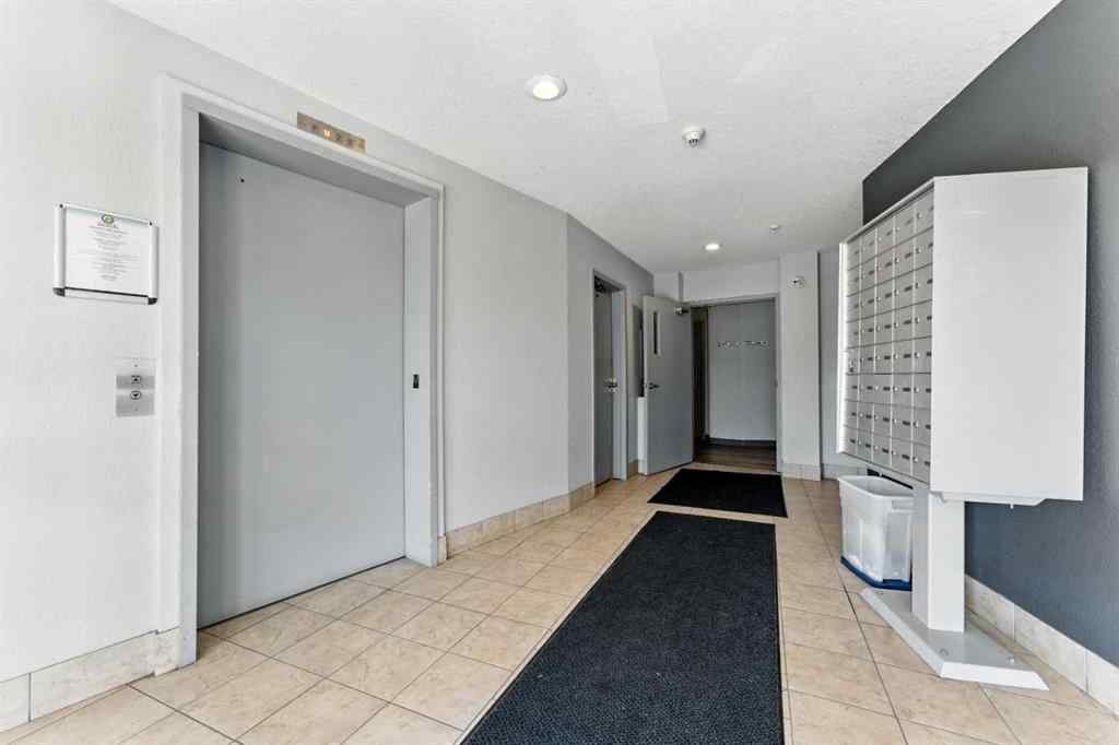 MLS® A2244928 - Unit #305 3730 50 Avenue  in South Hill Red Deer, Residential