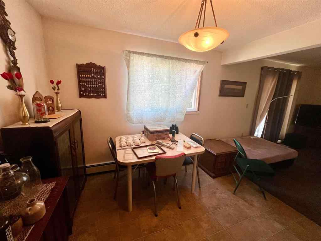 MLS® A2244931 - Unit #204 5502 58A Street  in Riverside Meadows Red Deer, Residential