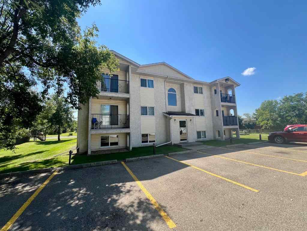 MLS® A2244931 - Unit #204 5502 58A Street  in Riverside Meadows Red Deer, Residential
