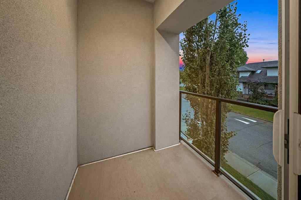 MLS® A2244935 - 2412 5 Street NW in Mount Pleasant Calgary, Residential