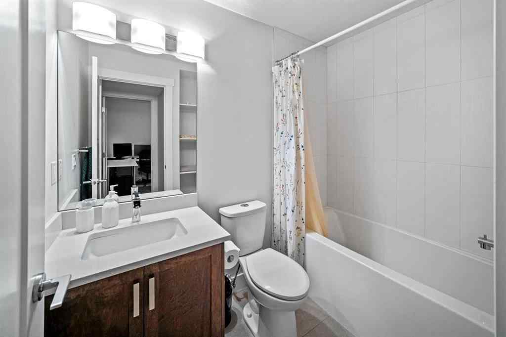 MLS® A2244935 - 2412 5 Street NW in Mount Pleasant Calgary, Residential