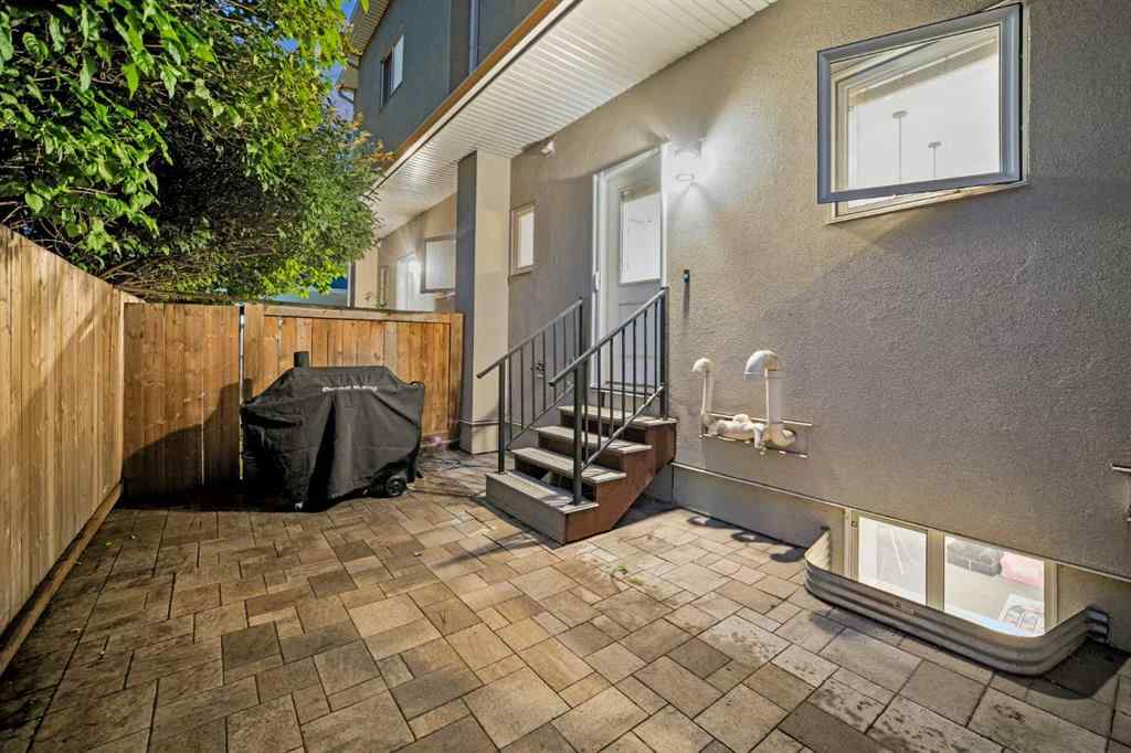 MLS® A2244935 - 2412 5 Street NW in Mount Pleasant Calgary, Residential