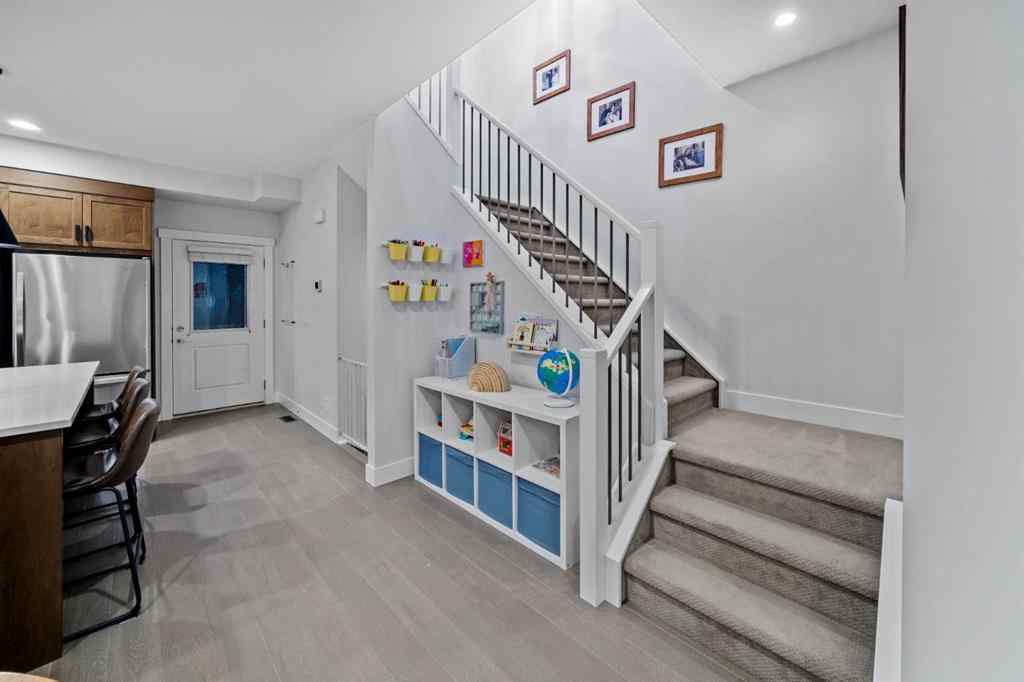 MLS® A2244935 - 2412 5 Street NW in Mount Pleasant Calgary, Residential