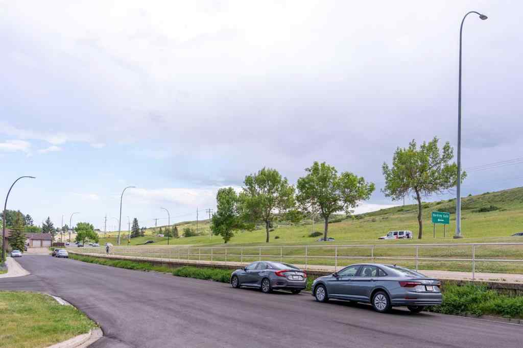 MLS® A2244939 - 53 Beaconsfield Crescent NW in Beddington Heights Calgary, Residential