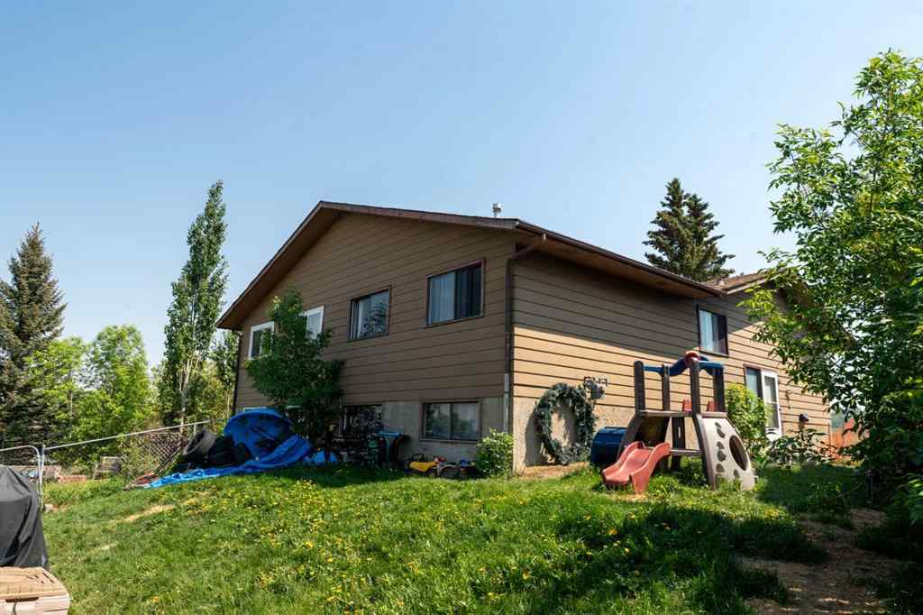 MLS® A2244939 - 53 Beaconsfield Crescent NW in Beddington Heights Calgary, Residential