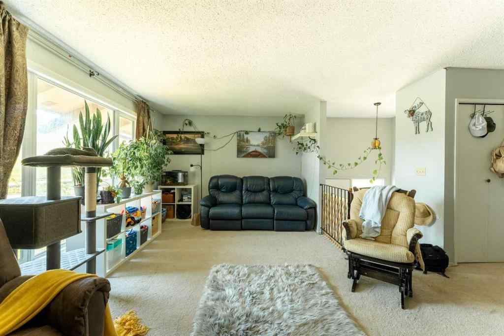 MLS® A2244939 - 53 Beaconsfield Crescent NW in Beddington Heights Calgary, Residential
