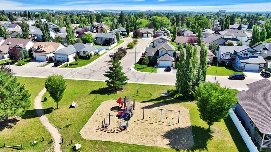 MLS® A2244940 - 7 Woodrow Close  in Westlake Red Deer, Residential