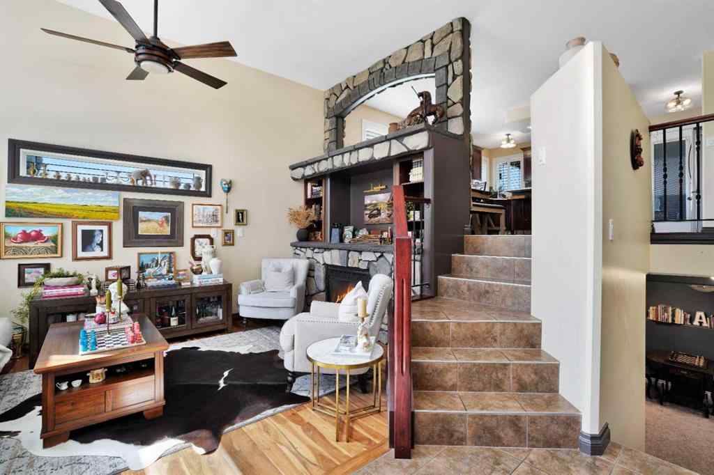 MLS® A2244940 - 7 Woodrow Close  in Westlake Red Deer, Residential