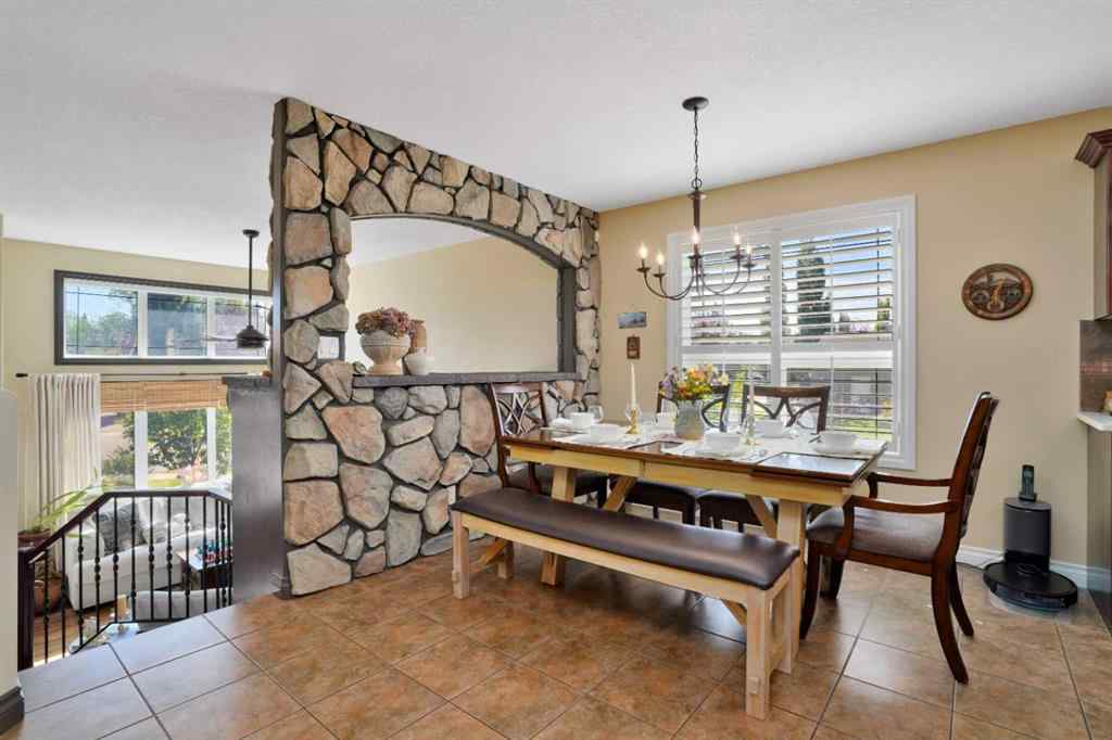 MLS® A2244940 - 7 Woodrow Close  in Westlake Red Deer, Residential