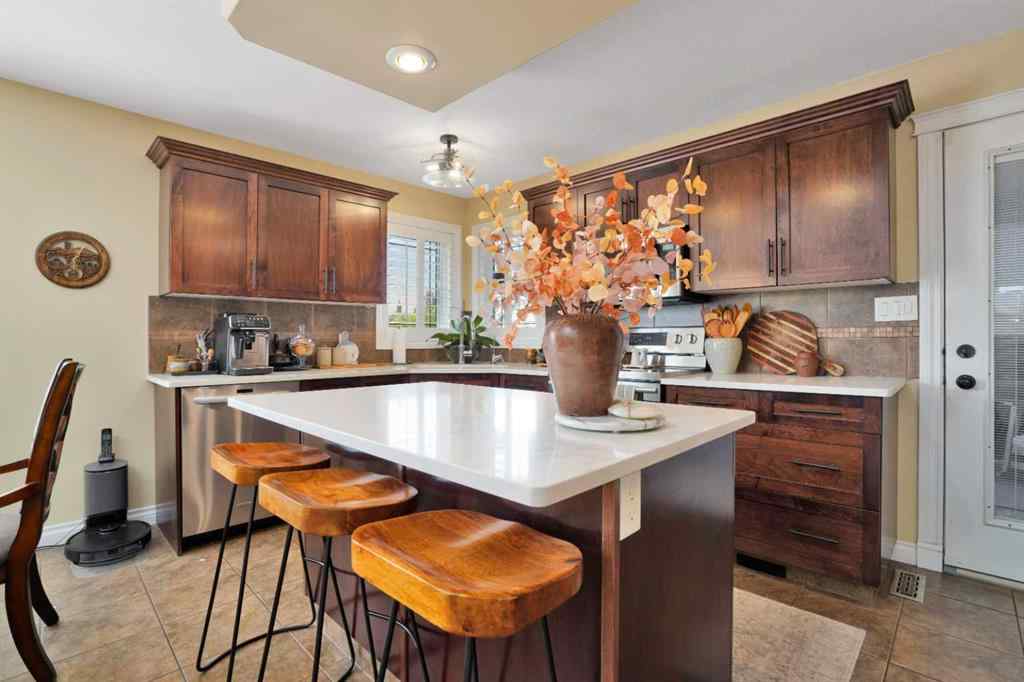 MLS® A2244940 - 7 Woodrow Close  in Westlake Red Deer, Residential