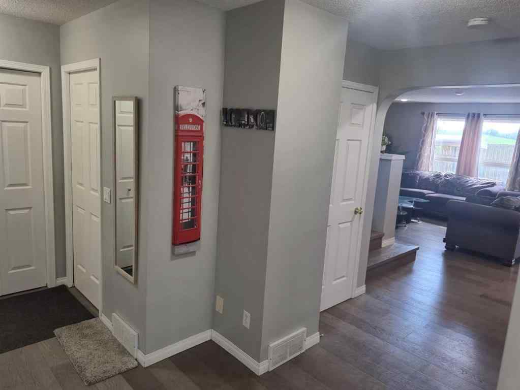 MLS® A2244942 - 422 BridleCreek Green SW in Bridlewood Calgary, Residential