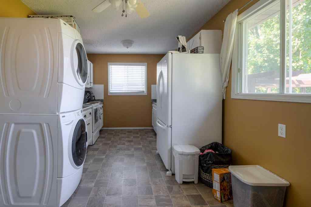MLS® A2244948 - 78 Purdue Court W in Varsity Village Lethbridge, Residential