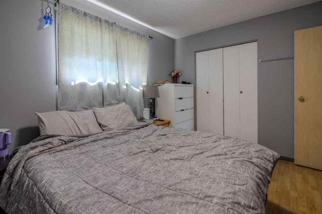 MLS® A2244948 - 78 Purdue Court W in Varsity Village Lethbridge, Residential