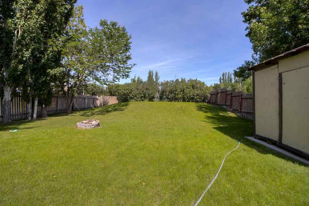 MLS® A2244948 - 78 Purdue Court W in Varsity Village Lethbridge, Residential