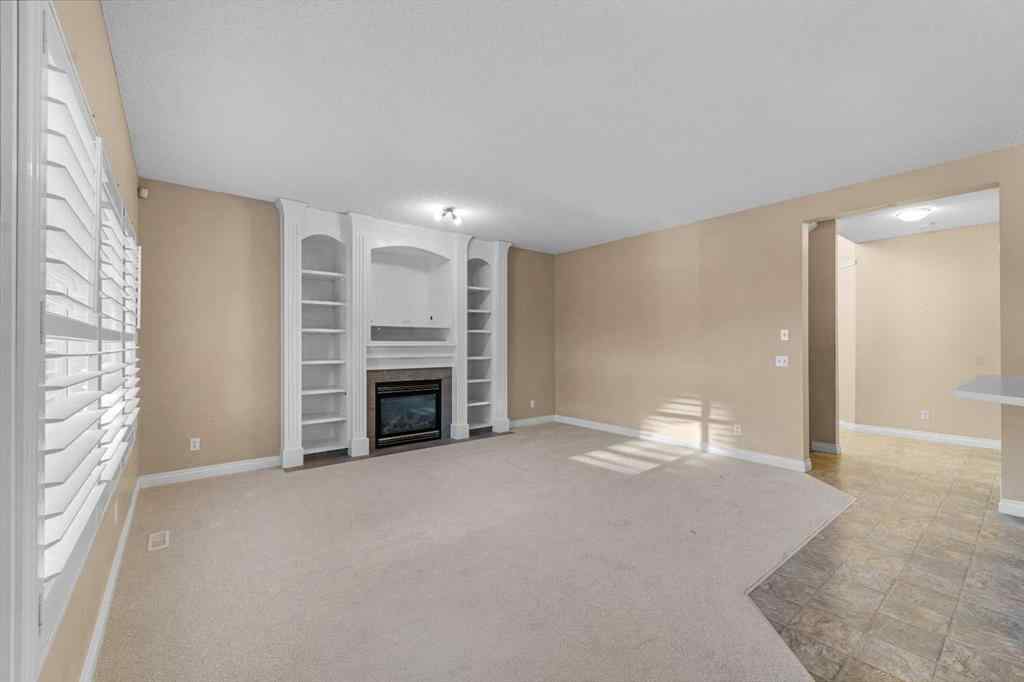 MLS® A2244957 - 6 Kingsland Way SE in Kings Heights Airdrie, Residential
