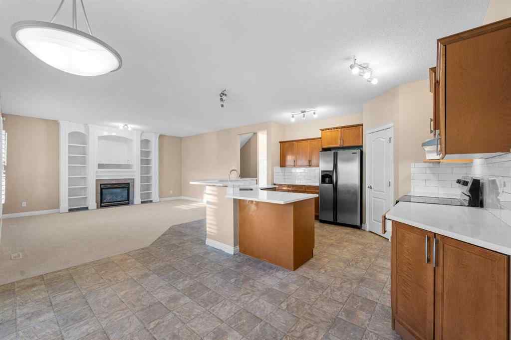 MLS® A2244957 - 6 Kingsland Way SE in Kings Heights Airdrie, Residential