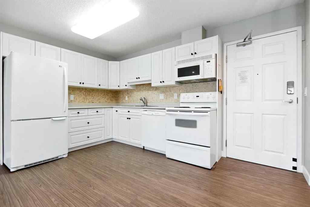 MLS® A2244963 - Unit #401 4319 49 Street  in Eastgate Innisfail, Residential