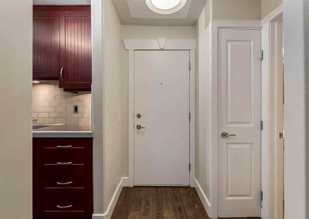 MLS® A2244970 - Unit #102 2417 17 Street SW in Bankview Calgary, Residential